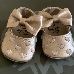 Baby Girl Golden Crib Shoes with Bows, 0-6 months